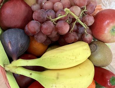 Nahaufnahme von verschiedenem Obst und Gemüse