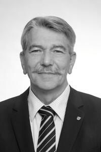 Karsten Peter Schröder